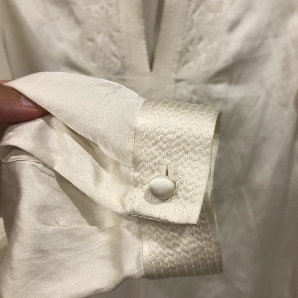 🍭2 for 40$🍭Silk Liz Claiborne kaftan like blouse - Picture 3 of 4